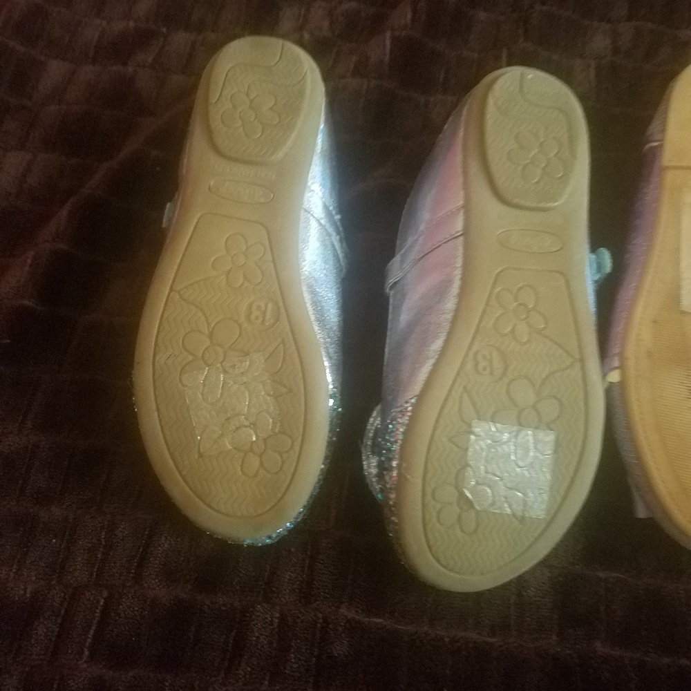 Shoes - Picture 4 of 5